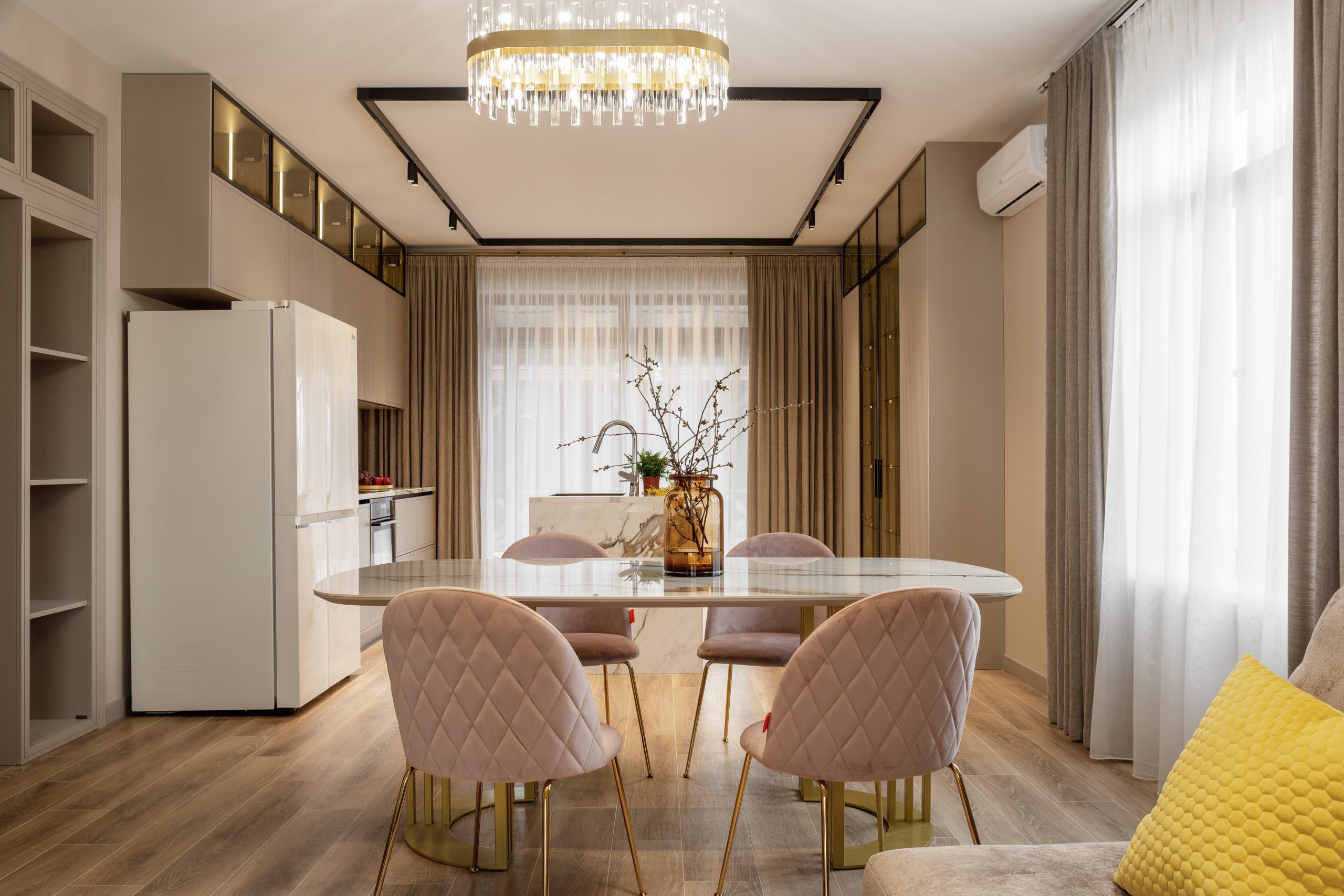 ELENA - DONNA furniture studio